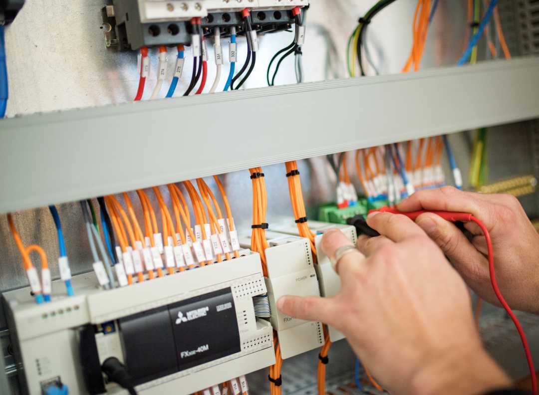 hallam-electrical-home
