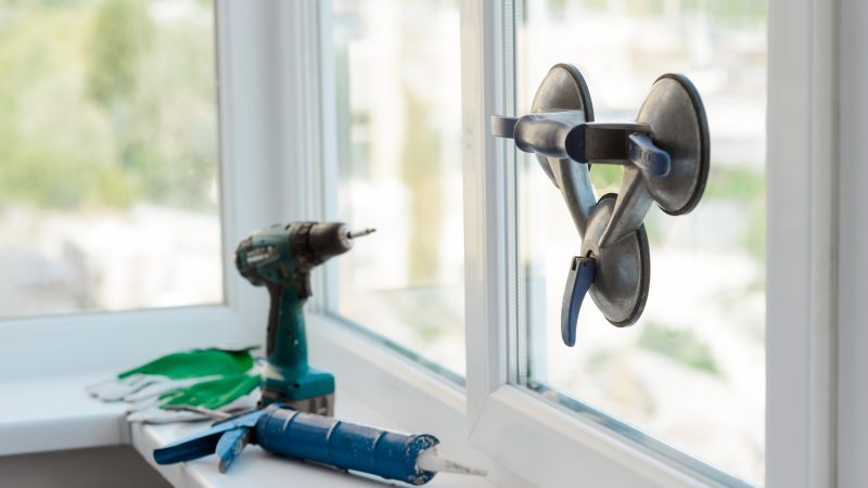 Why Should You Use An Expert Glazier To Install Glass?