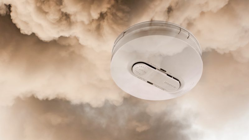 5 Signs Your Smoke Alarm Needs Replacing