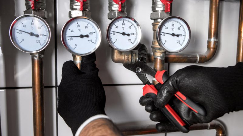 Are Plumbers The Same As Gas Fitters?