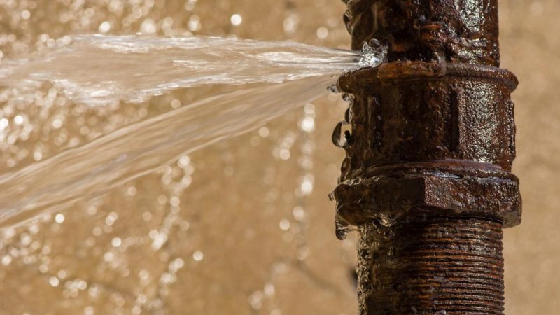 What Causes A Pipe To Burst?