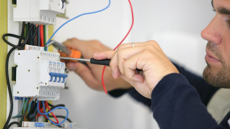 Are Circuit Breakers And Safety Switches The Same?