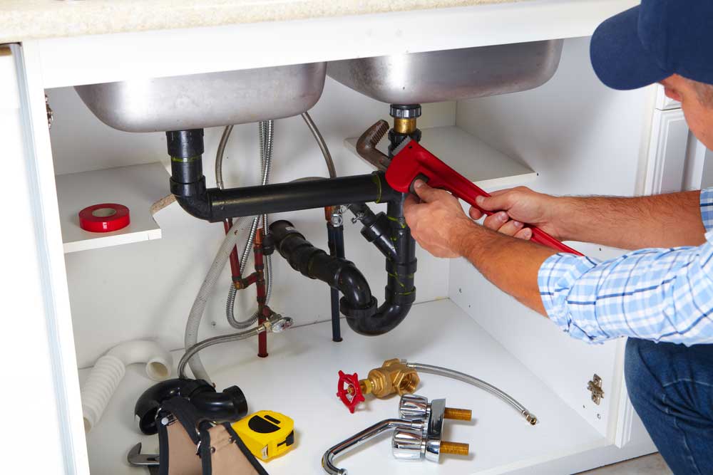How To Spot The Signs Of A Plumbing Emergency