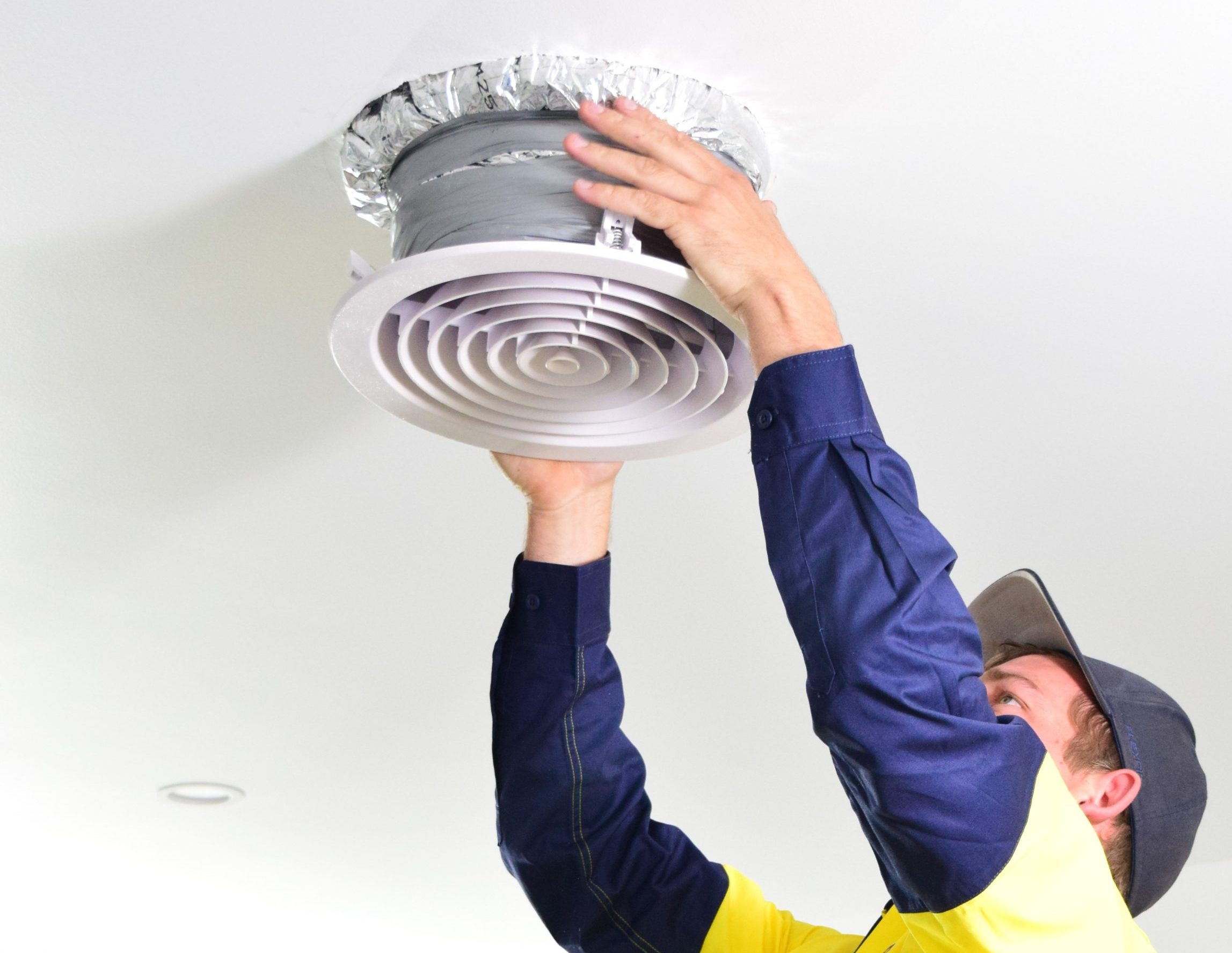 What to Expect From a Professional Air Conditioning Service in Taree